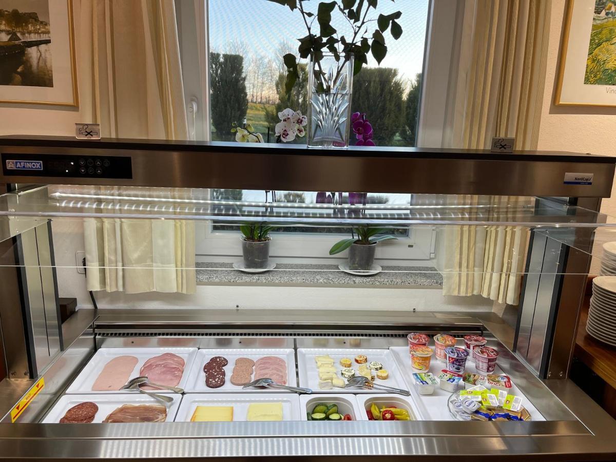 Land-Gut-Hotel Am Ring Meuspath Екстер'єр фото