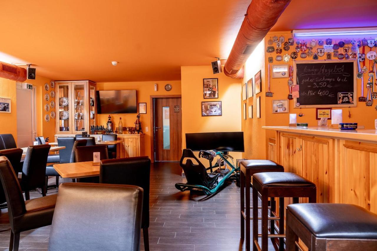 Land-Gut-Hotel Am Ring Meuspath Екстер'єр фото