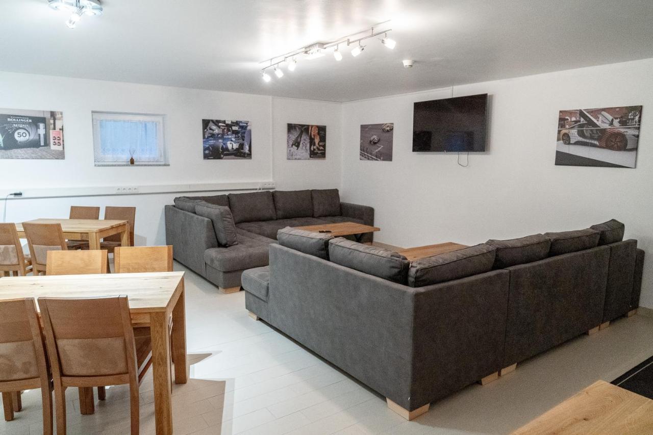 Land-Gut-Hotel Am Ring Meuspath Екстер'єр фото